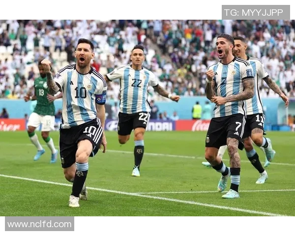 南美足球明星激情对决赛场展现卓越技艺与团队合作精神 南美足球明星激情对决赛场展现卓越技艺与团队合作精神