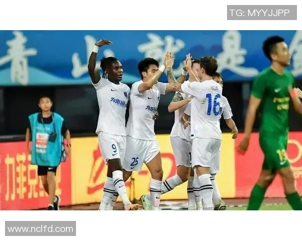 杭州羽毛球队以95分领先大师赛积分榜展现强劲实力 杭州羽毛球队以95分领先大师赛积分榜展现强劲实力