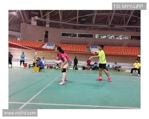 深圳羽毛球队的团队协作精神与成功之路探讨